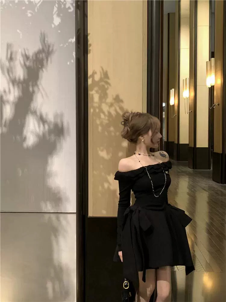 Spot C position little black dress French one-shoulder dress birthday dress waist cinched black high-end temperament skirt