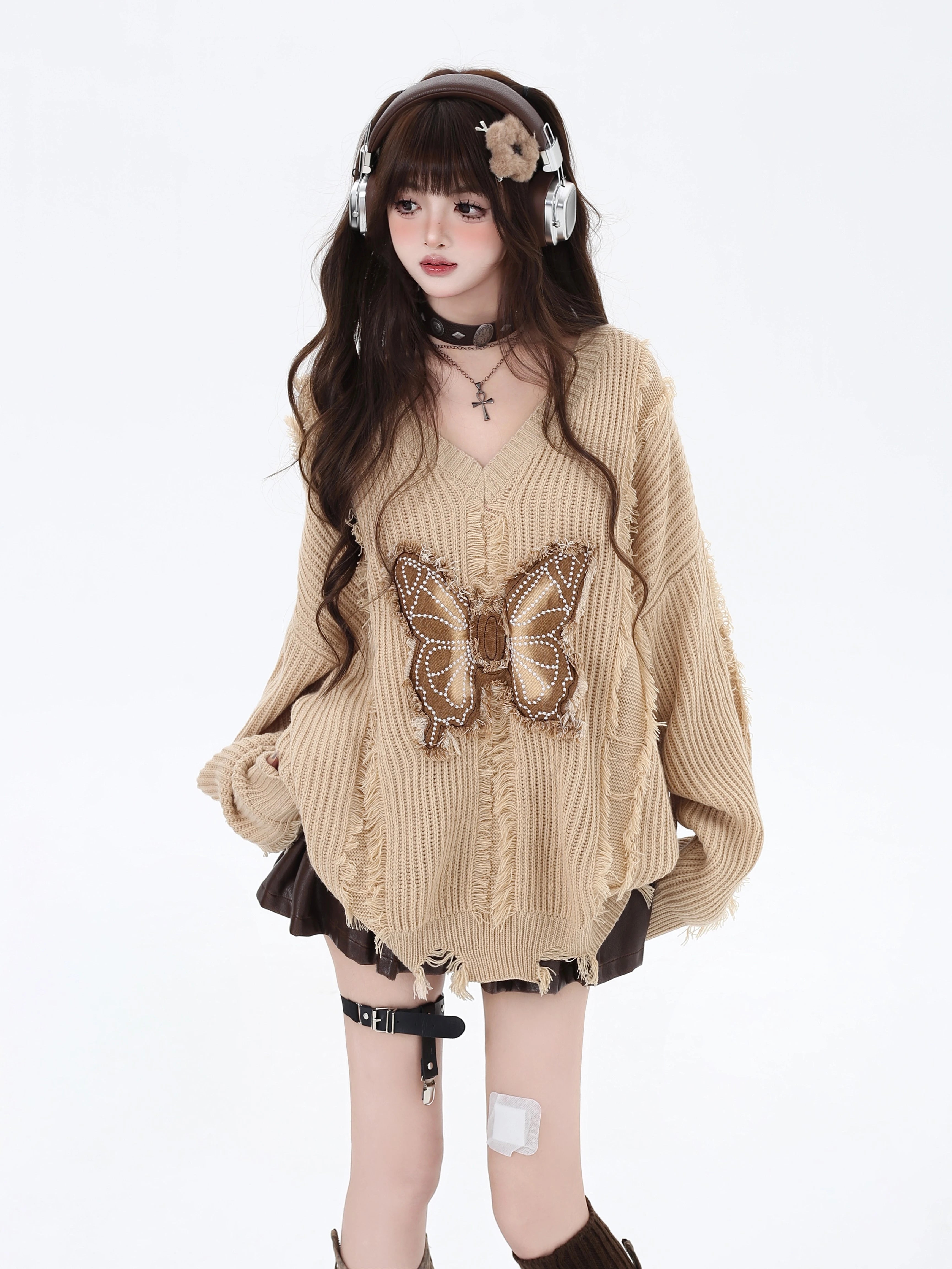 crazygirl Korean Maillard tassel butterfly patch V-neck loose knit sweater top autumn and winter underwear