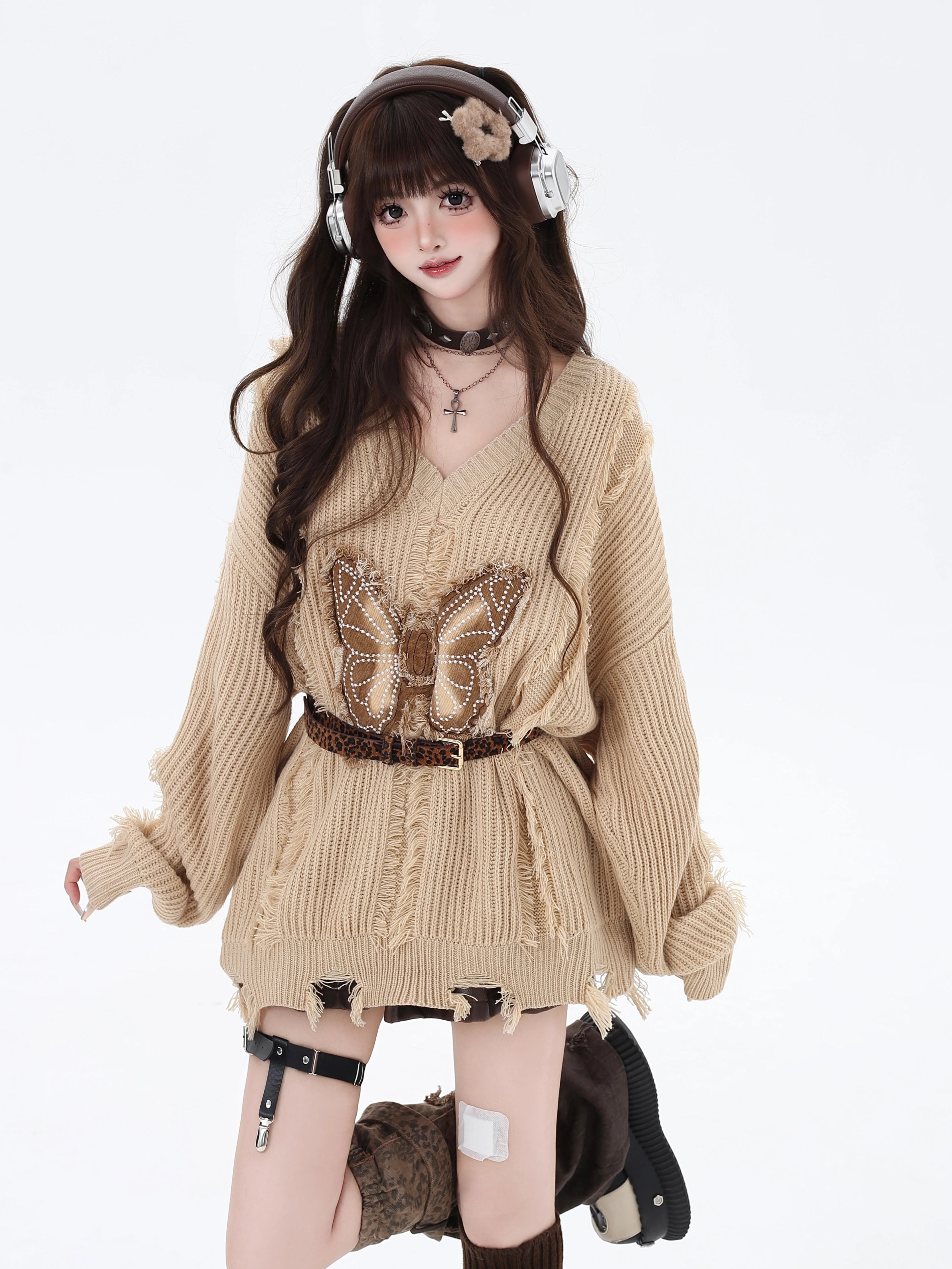 crazygirl Korean Maillard tassel butterfly patch V-neck loose knit sweater top autumn and winter underwear